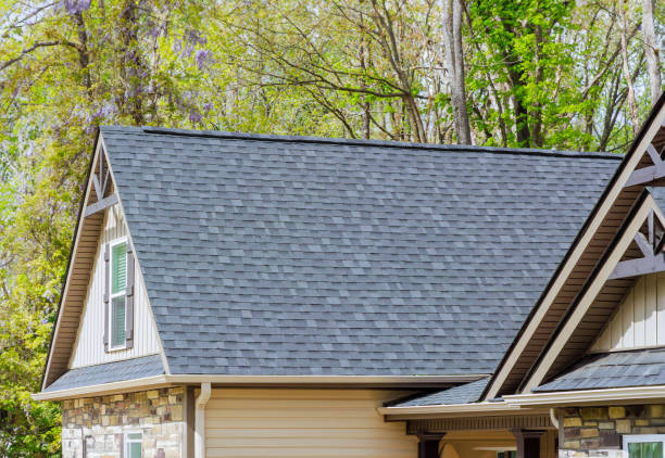 Best Roof Moss and Algae Removal  in Lamont, CA